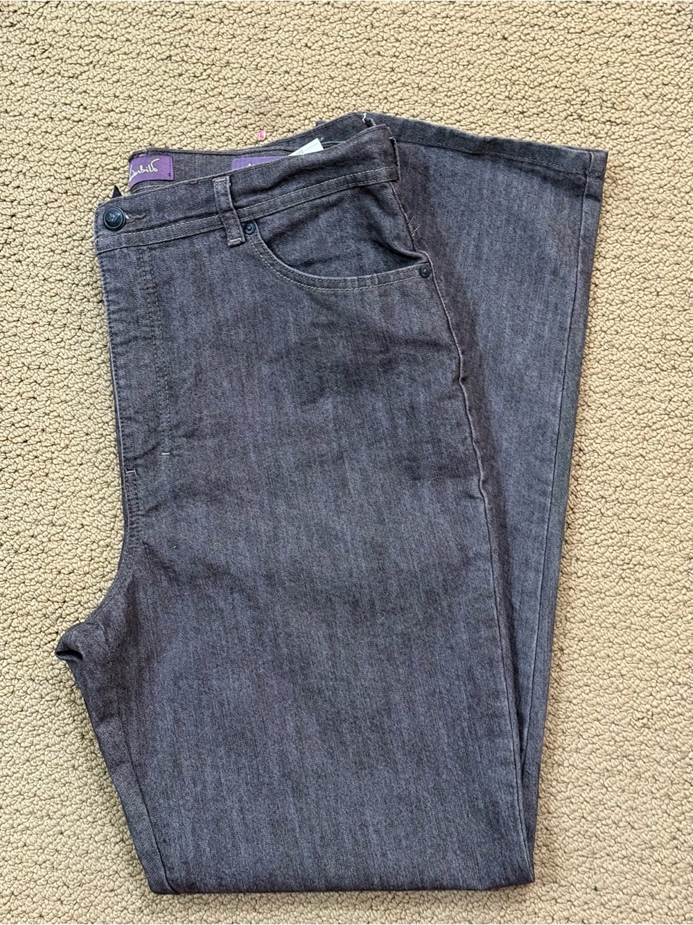 Gloria Vanderbilt Brown Straight-Leg Jeans with Purple Labels